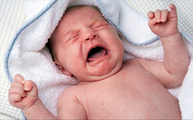 Trẻ sơ sinh bị viêm họng