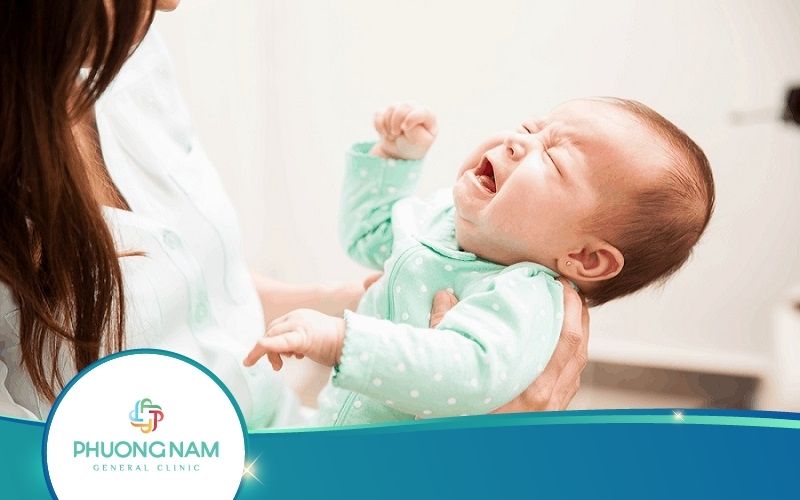 [Mẹ Phải Biết] Trẻ Bỏ Bú Sau Khi Tiêm Phòng Phải Làm Sao?