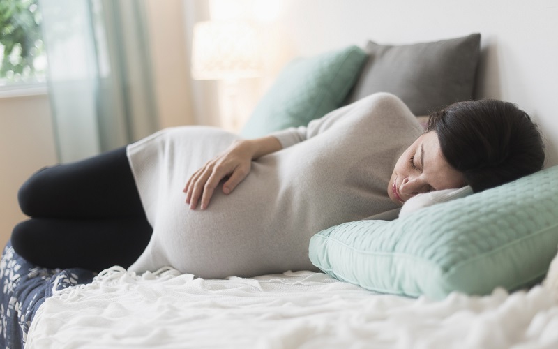 Mẹ bầu ngủ nhiều có tốt cho thai nhi không? -3