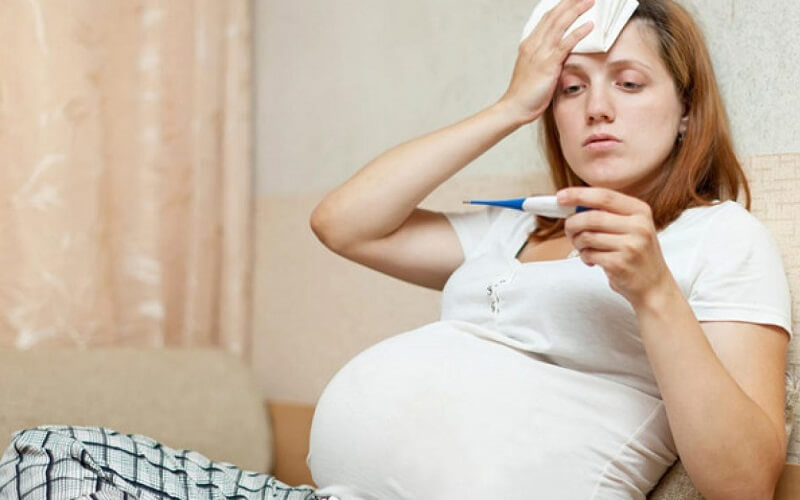 Sốt xuất huyết có ảnh hưởng đến thai nhi không?