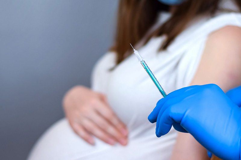 Mang thai 20 tuần muốn đăng ký tiêm Covid-19 thì có được không?