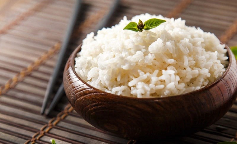 Ăn cơm trắng có giảm cân được không?