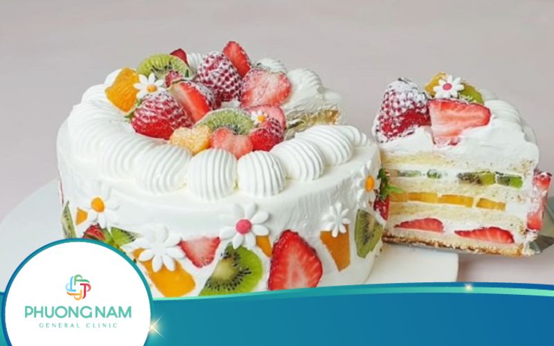 Bánh Kem Bao Nhiêu Calo? Ăn Bánh Kem Có Béo Không?