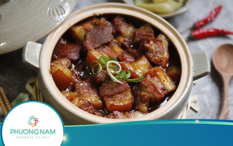 Thịt Kho Tàu Bao Nhiêu Calo? Ăn Thịt Kho Tàu Có Béo Không?
