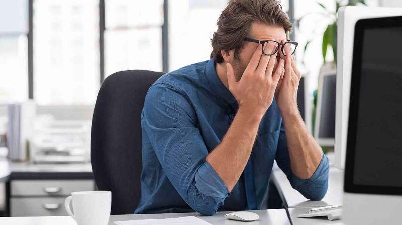 Stress, căng thẳng kéo dài là một trong những thói quen xấu làm giảm chất lượng tinh trùng.