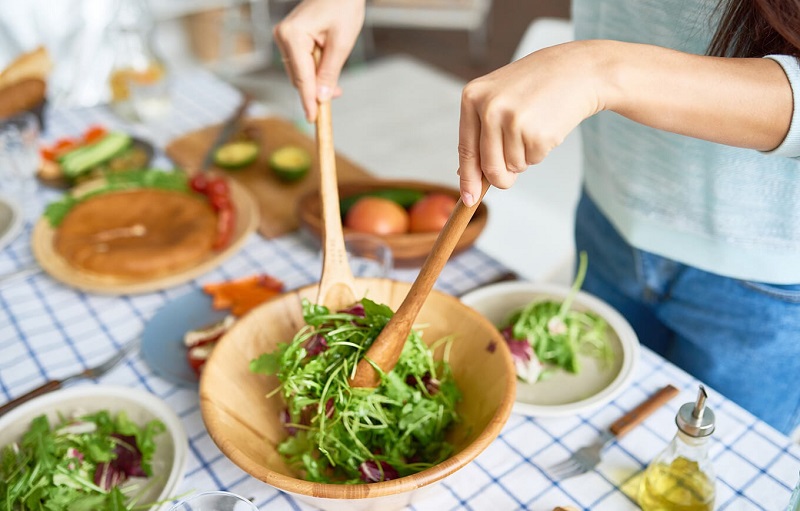 Duy trì thói quen ăn uống lành mạnh giúp giảm nguy cơ mắc bệnh rối loạn tiền đình.