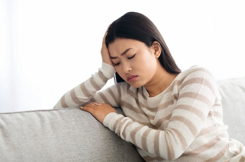 Khi sử dụng lượng lớn giấm táo trong thời gian dài sẽ làm giảm nồng độ kali, gây nên các triệu chứng như mệt mỏi, tổn thương cơ,