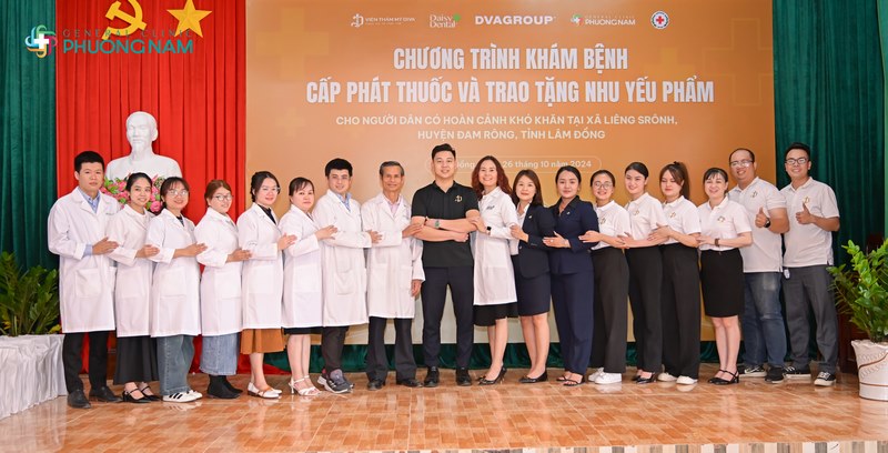 Phòng khám Đa khoa Phương Nam tham gia thăm khám, cấp phát thuốc và tặng quà cho người dân khó khăn xã Liêng Srônh