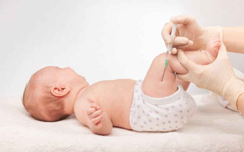 Việc tiêm chủng không chỉ bảo vệ trẻ em mà còn góp phần xây dựng một cộng đồng khỏe mạnh.