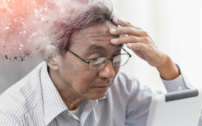 Tuổi tác là chính là yếu tố nguy cơ phổ biến đối với bệnh Alzheimer