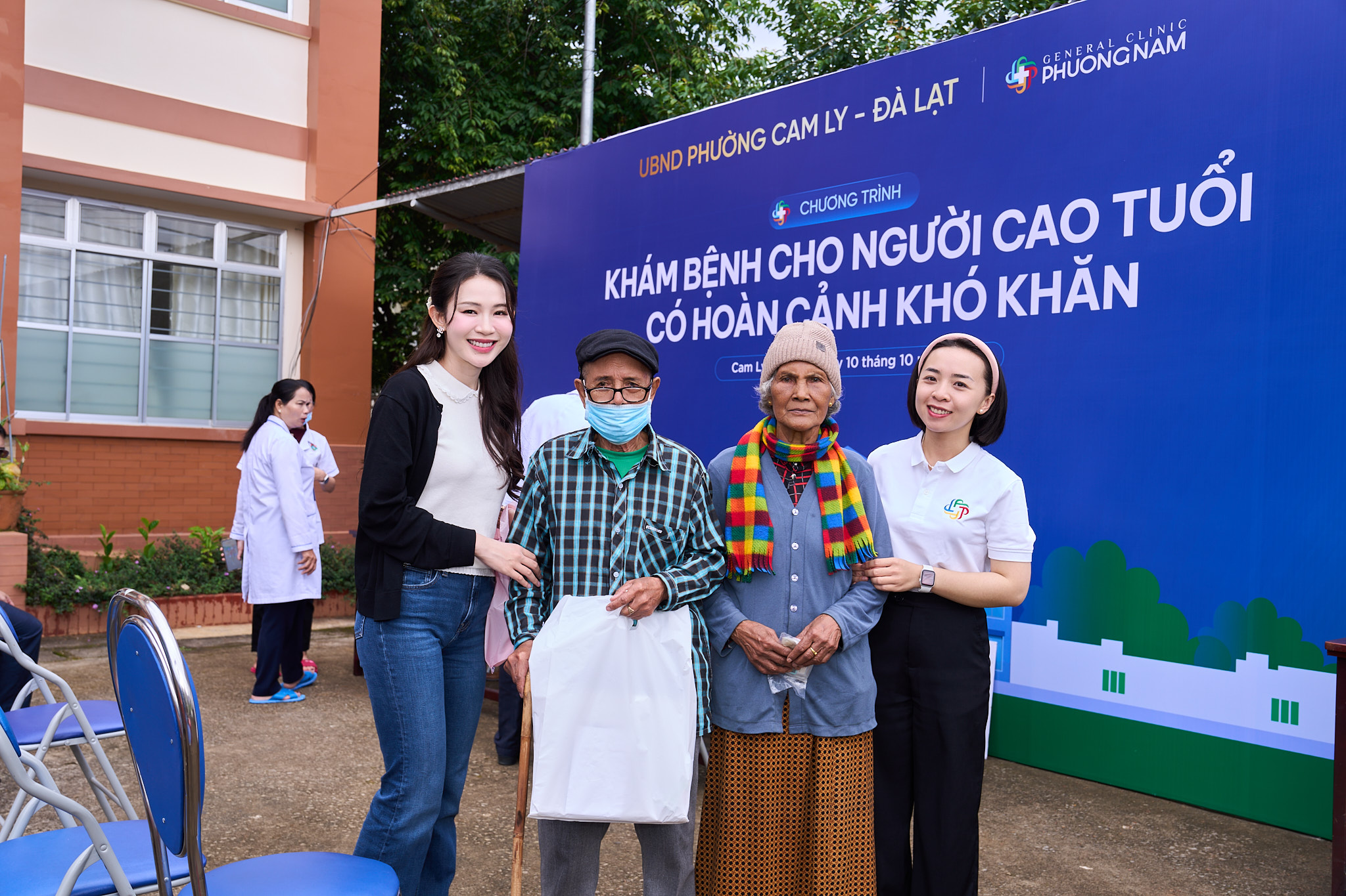 Khám sức khỏe miễn phí cho người cao tuổi