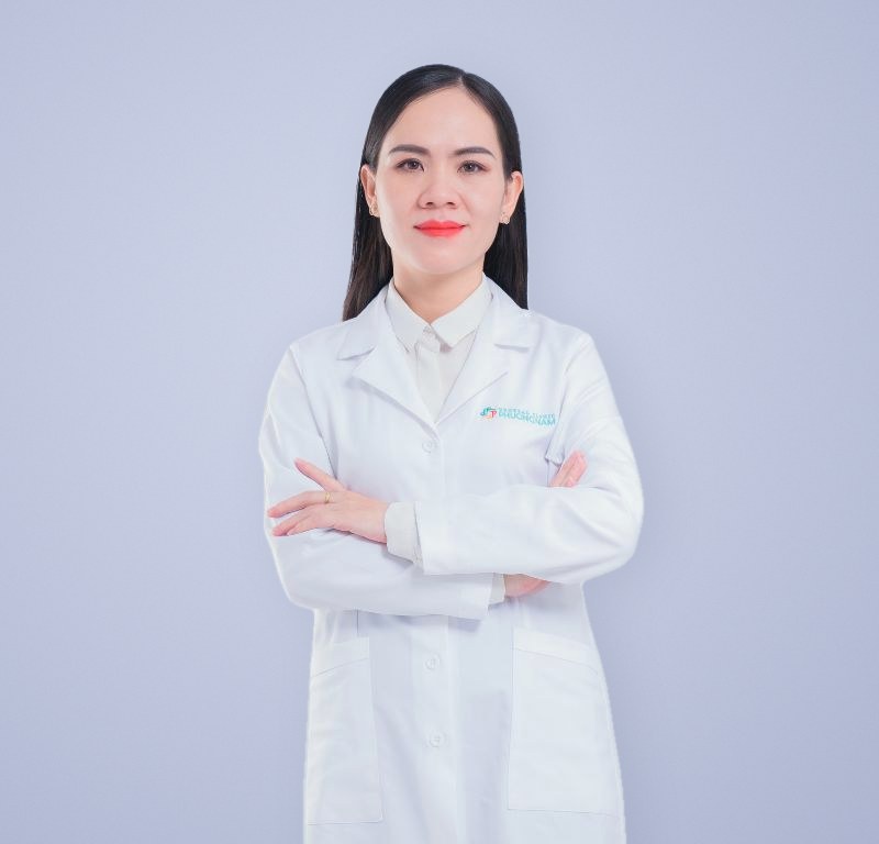 Bác sĩ Hoàng Thị Thùy Linh 